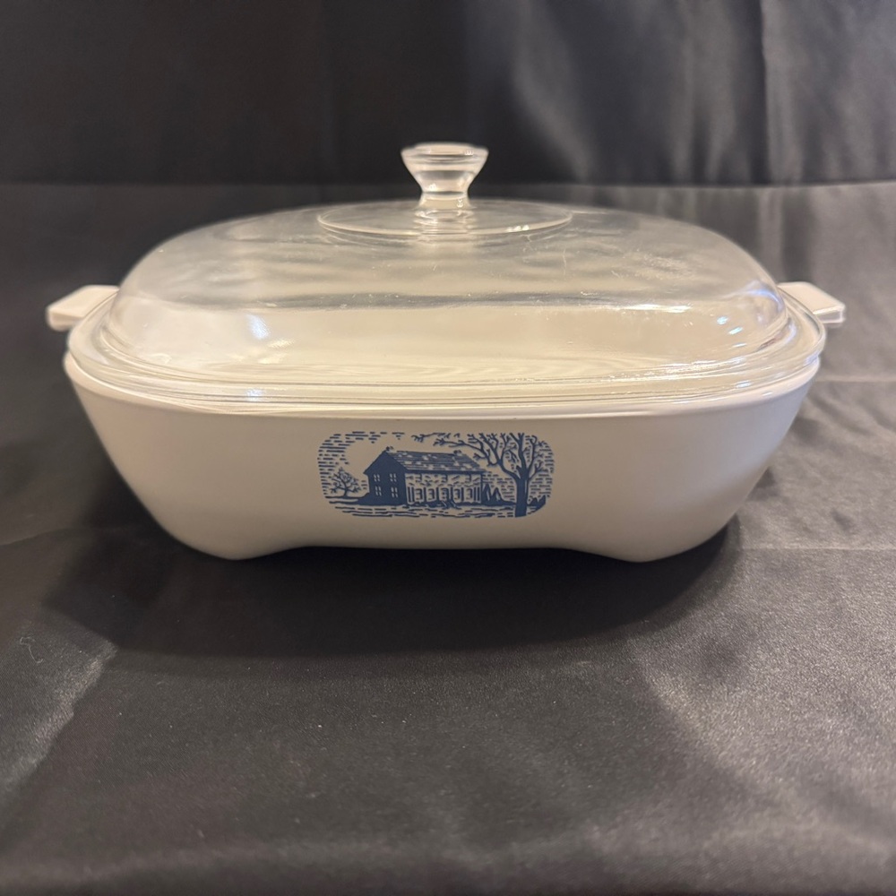 Amiana White Browning Skillet With Lid by Corning
